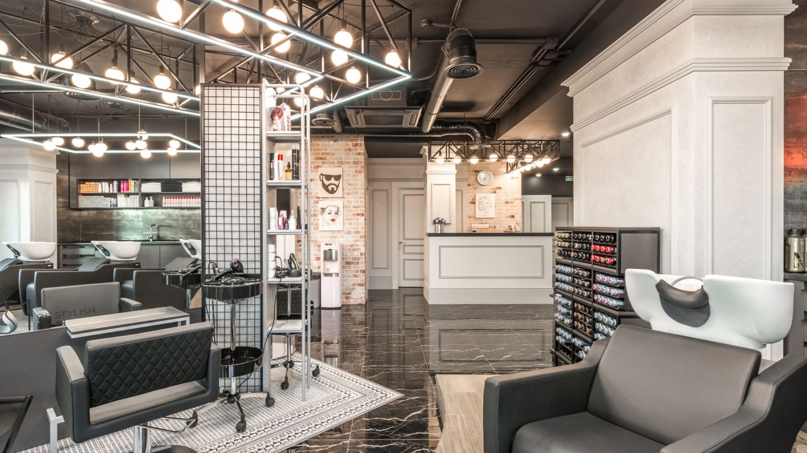 Piris Hairdesign – Arbeiten im Salon
